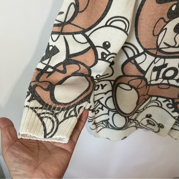 HATUN atila, Women’s Teddy Bear Print Sweater - Off White/Brown. Size: XL - Picture 5 of 6